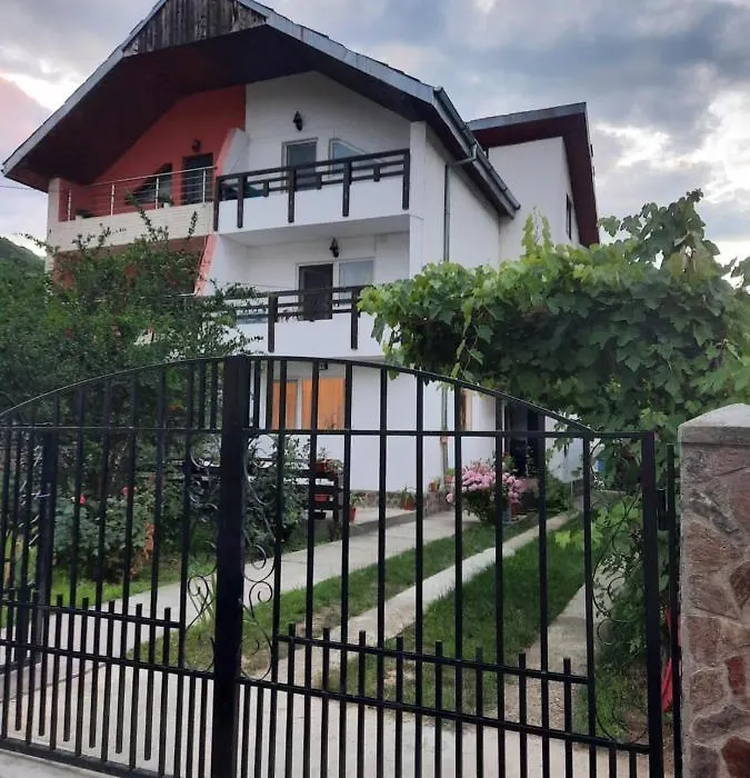 Casa Lica-1